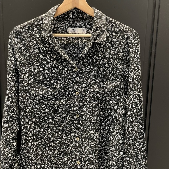 HOLLISTER GIRLS LONG SLEEVE ADORABLE FLORAL SHIRTS WITH COLLARS💋🌹 - Picture 4 of 6